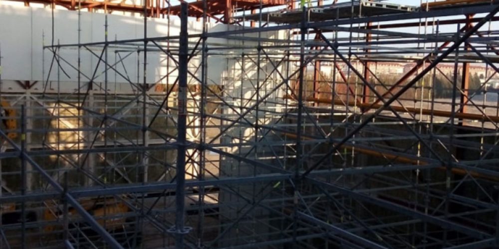Montaje en proceso sobre rampa de hormigón